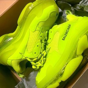 Balenciaga size 36